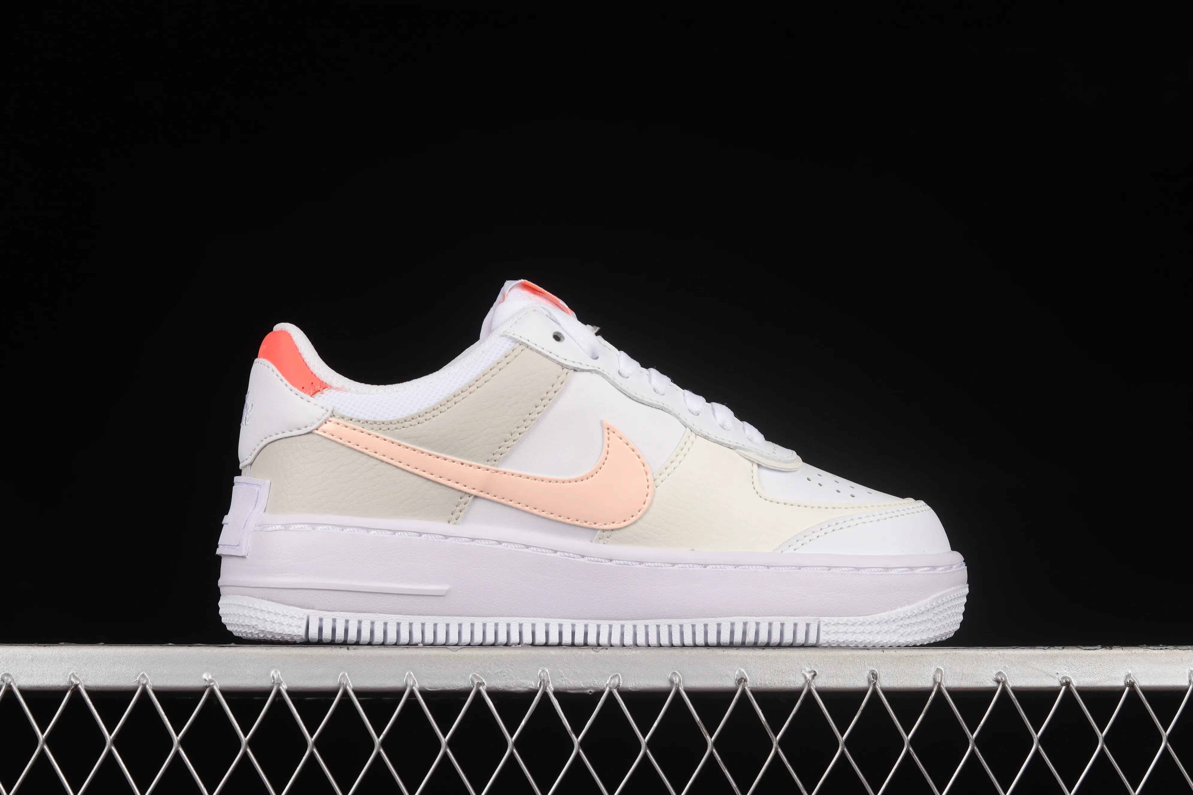 All Categories Nk Air Force 1 Air Force Series Nk Air Force 1 Shadow Air Force Lightweight Increase Nk Air Force 1 Shadow Air Force One Lightweight Increase Low-top Versatile Sneakers DH3896-100